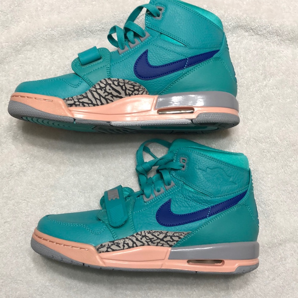Nike air jordan legacy 312 sneakers